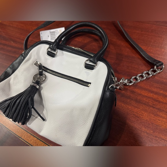 Michael Kors Black and White Leather Handbag Purse - Picture 3 of 6